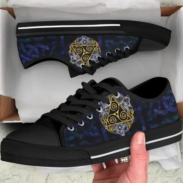 Keltische Triskelion met narci - Men'S Fashion Today recensie en prijs